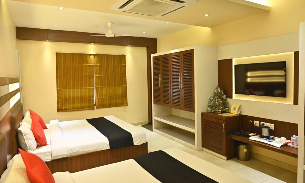 Hotel Royal Cottage Κανπούρ Εξωτερικό φωτογραφία