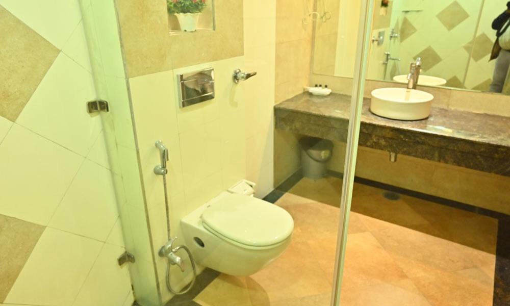 Hotel Royal Cottage Κανπούρ Εξωτερικό φωτογραφία